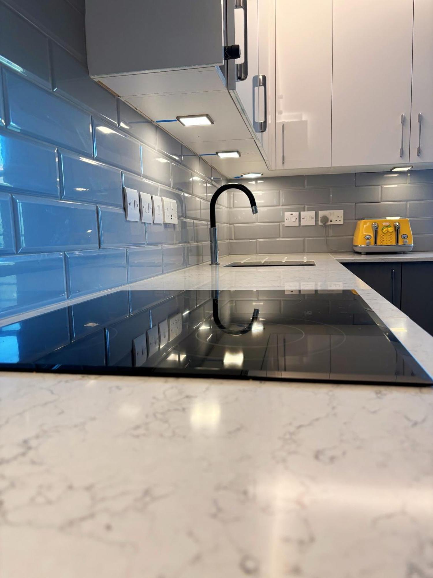 Double Bedroom In Clapham Лондон Экстерьер фото